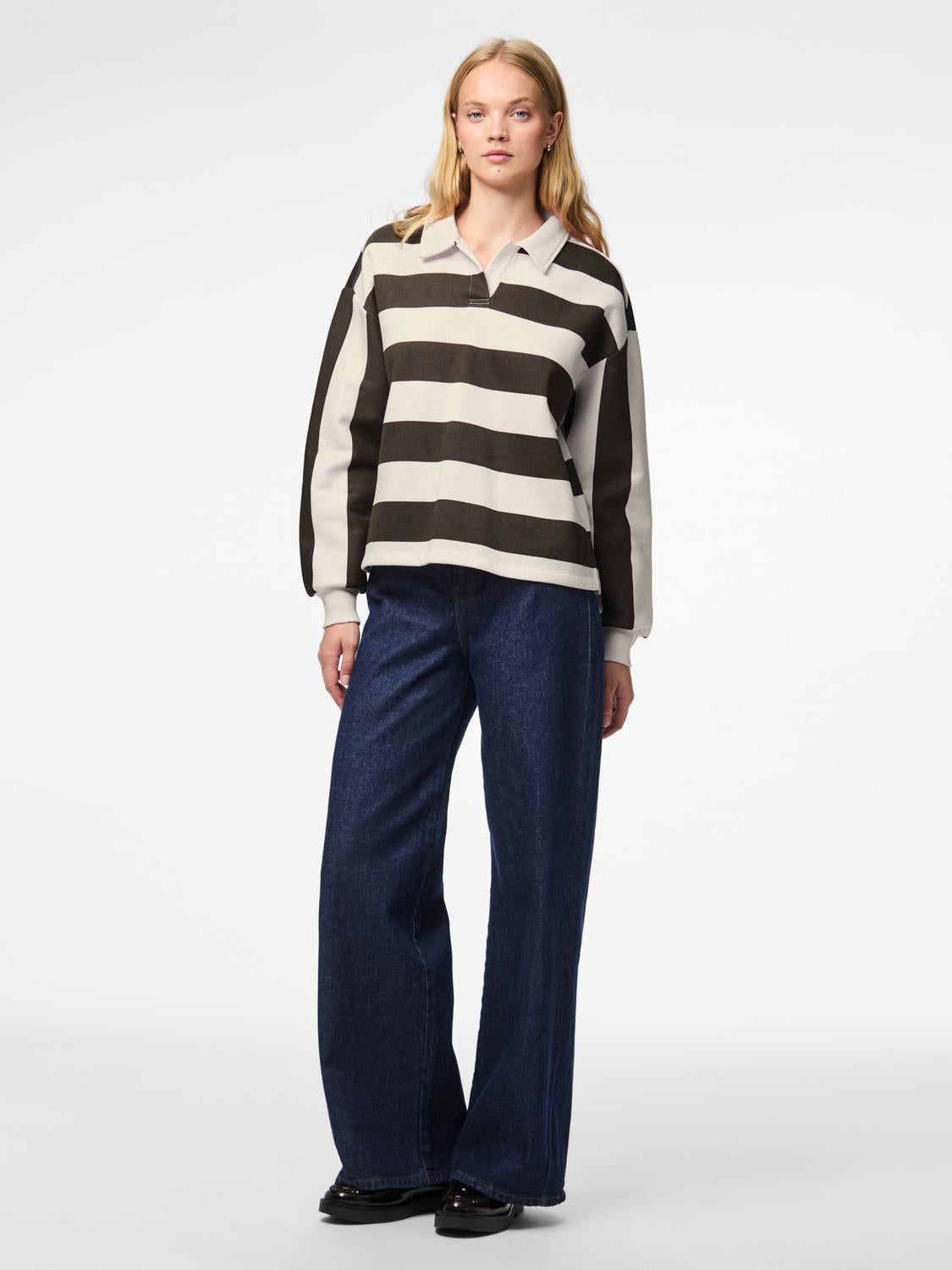 model_shot-front_full